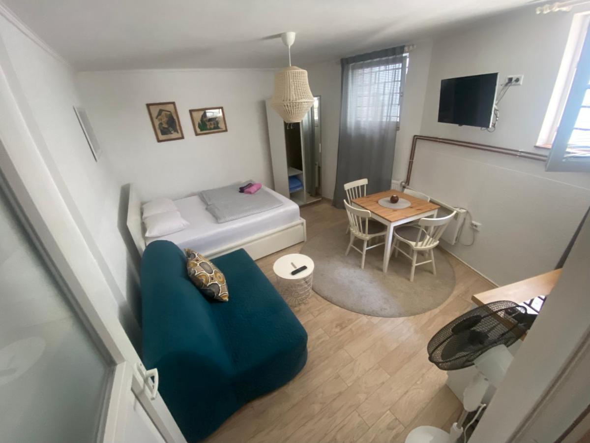 Studio Apartments Siesta SJJ Eksteriør bilde